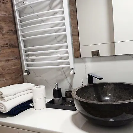 Komfortowy Apartament Na Koszykarskiej Kraków
