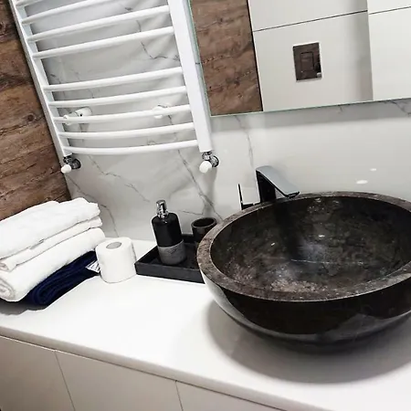 Komfortowy Apartament Na Koszykarskiej Kraków
